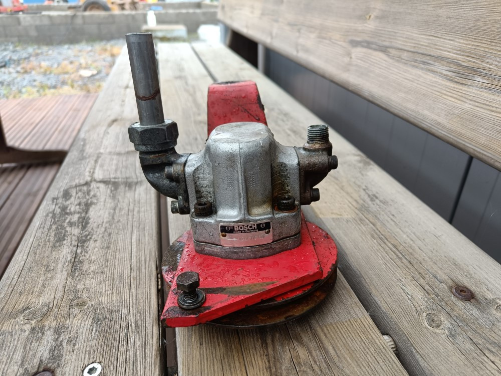 Sampo 410 hydrauliikkapumppu - Hydraulic pump for Combine harvester: picture 2 Sampo 410 hydrauliikkapumppu - Hydraulic pump for Combine harvester: picture 2