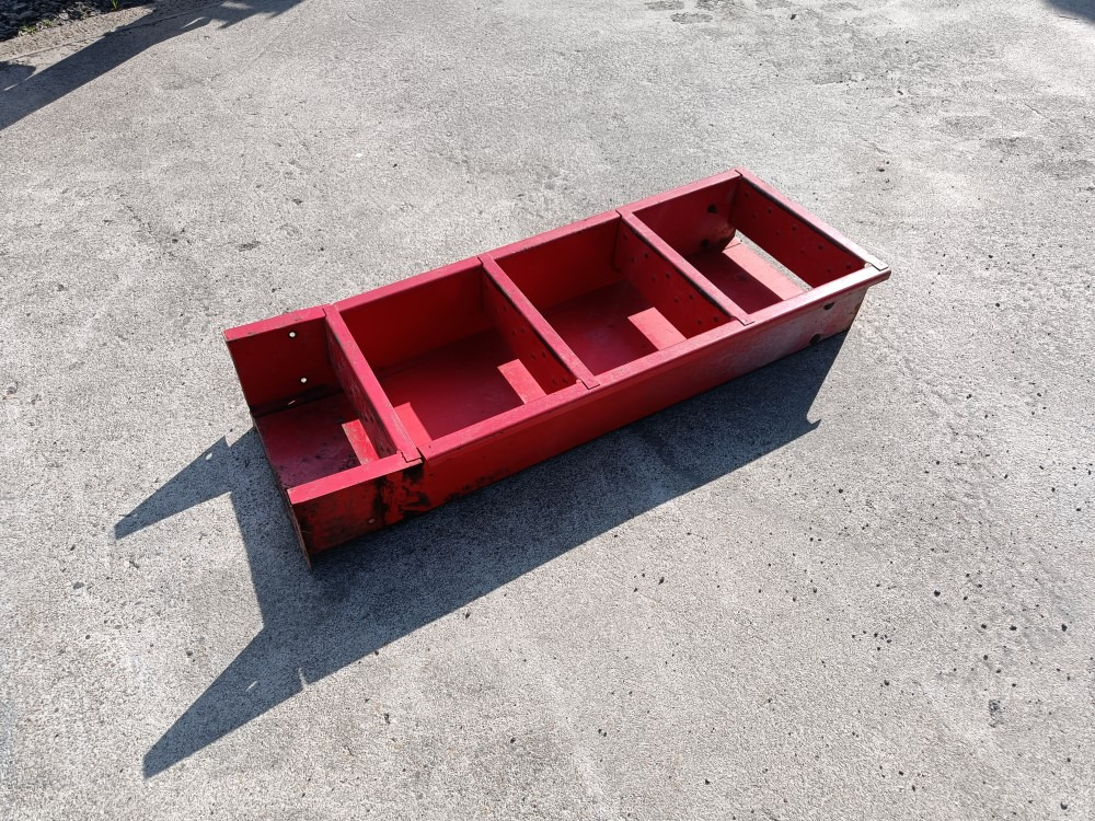 Sampo 410 hytin raput  - Footstep for Combine harvester: picture 4 Sampo 410 hytin raput  - Footstep for Combine harvester: picture 4