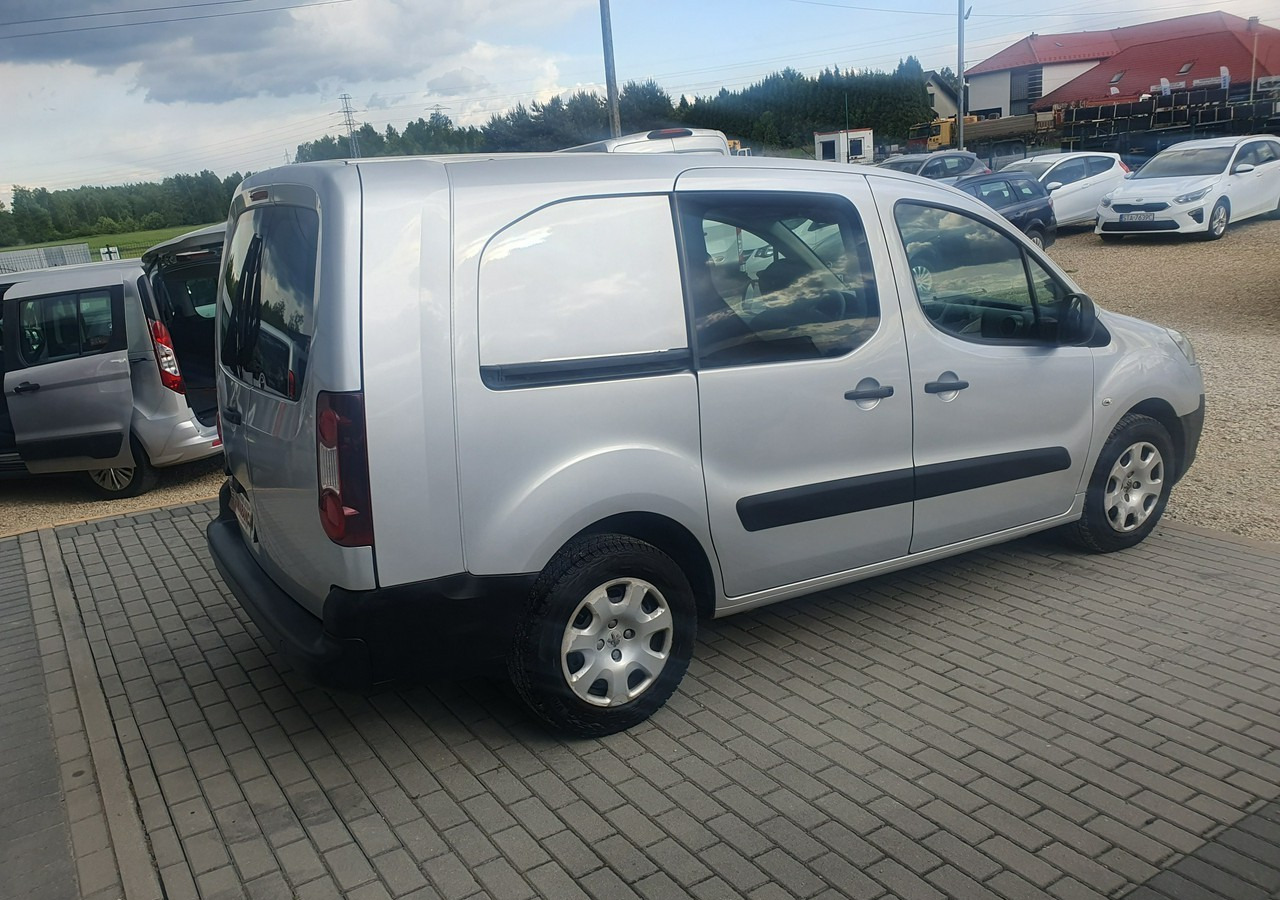 Car Citroen Berlingo II 5 lub 2 osobowy *long * zabudowa gruau*: picture 6