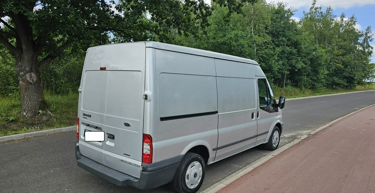 Ford Transit krajowy*klima*tempomat - Panel van: picture 5 Ford Transit krajowy*klima*tempomat - Panel van: picture 5