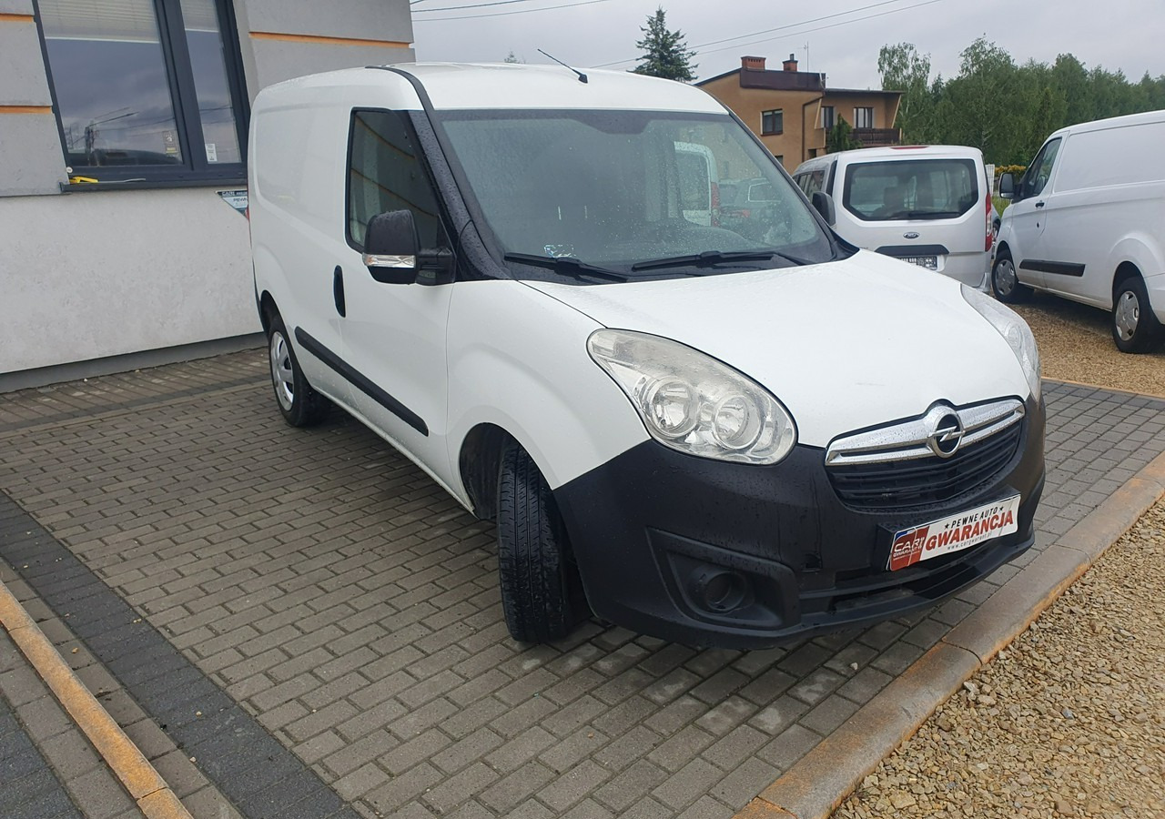 Opel Combo Opel Combo 1.4 Benzyna Polski Salon - Panel van: picture 3 Opel Combo Opel Combo 1.4 Benzyna Polski Salon - Panel van: picture 3