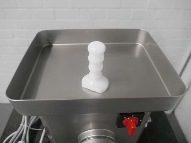 Freund / Ifooma grinder TG101 - Food processing equipment: picture 5 Freund / Ifooma grinder TG101 - Food processing equipment: picture 5