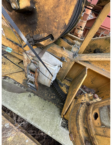 Tower crane Liebherr 32K x2 in packet, 1993yom, cabin: picture 9