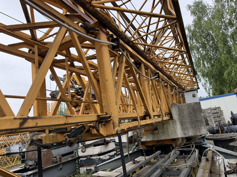 Liebherr 42K.1, 2008 yom - some Works needed - Self-erecting tower crane: picture 3 Liebherr 42K.1, 2008 yom - some Works needed - Self-erecting tower crane: picture 3
