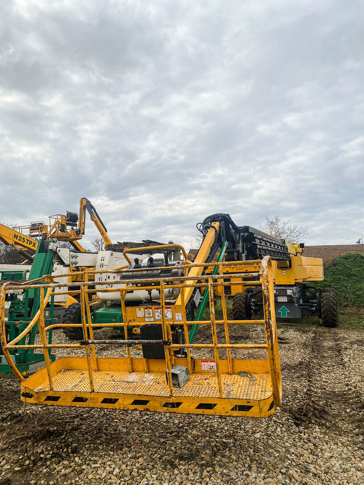 HAULOTTE 43 TPX - Telescopic boom: picture 2 HAULOTTE 43 TPX - Telescopic boom: picture 2