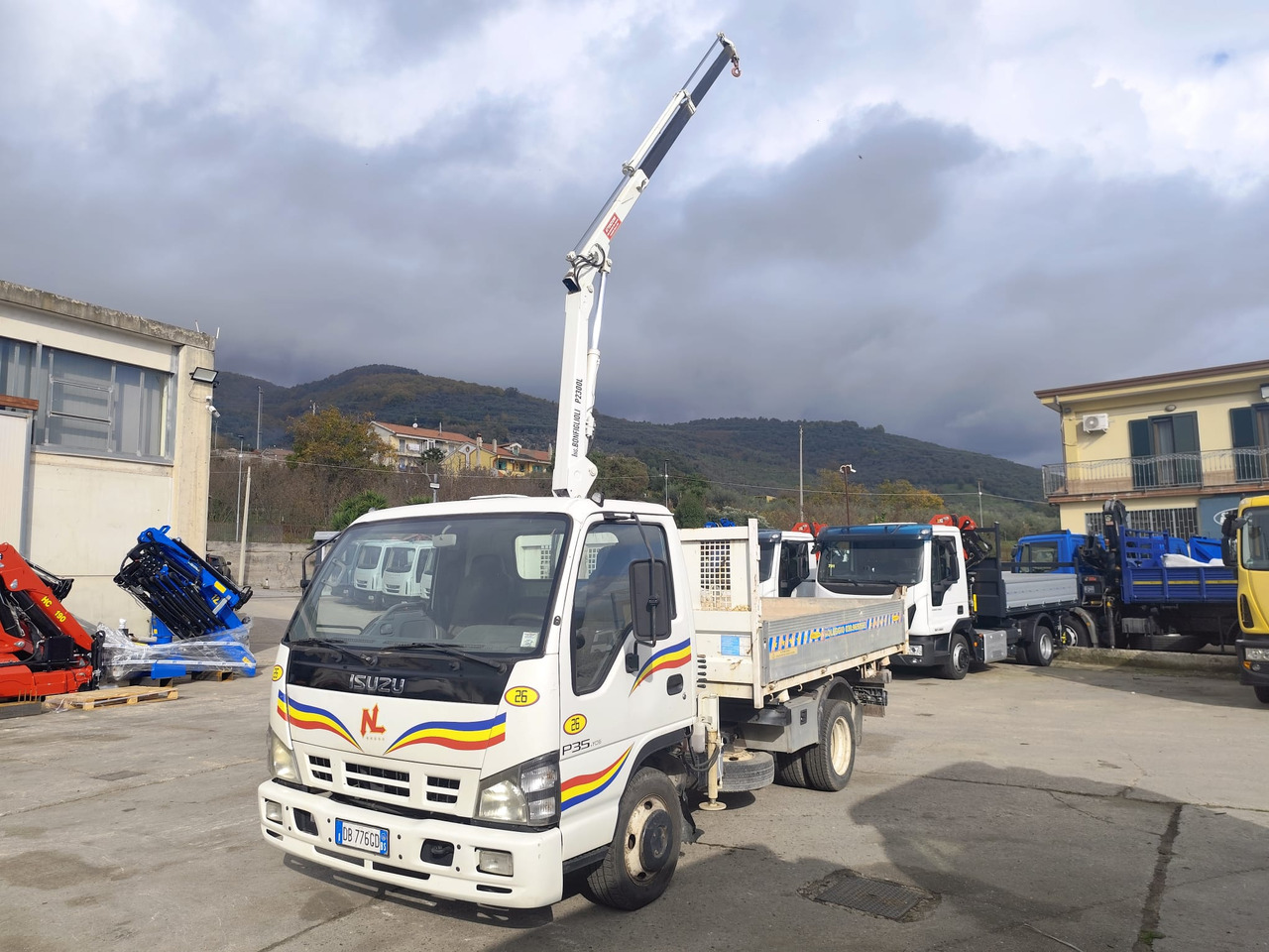 ISUZU NPR77G-5DX - Tipper: picture 5 ISUZU NPR77G-5DX - Tipper: picture 5