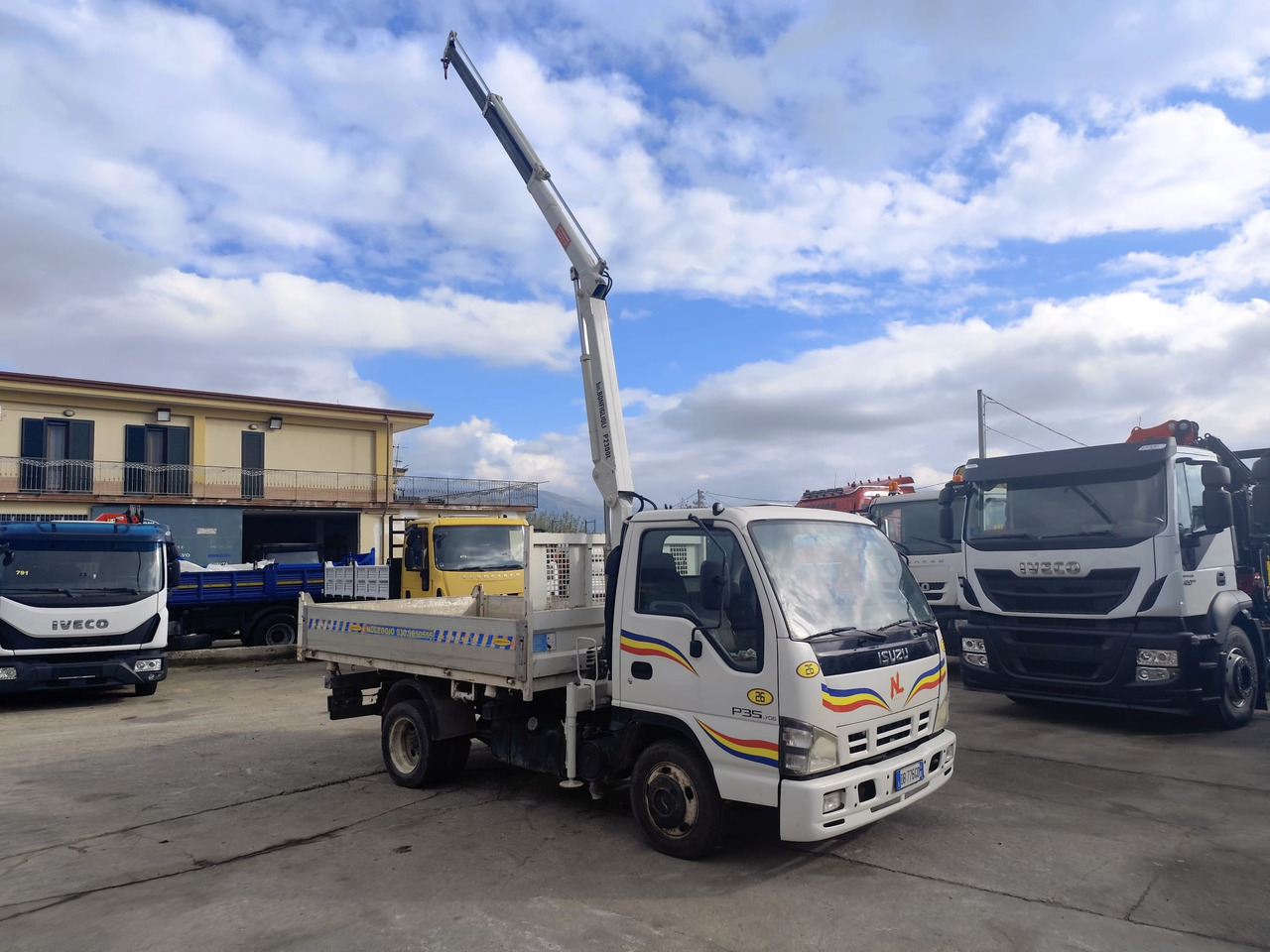 ISUZU NPR77G-5DX - Tipper: picture 1 ISUZU NPR77G-5DX - Tipper: picture 1