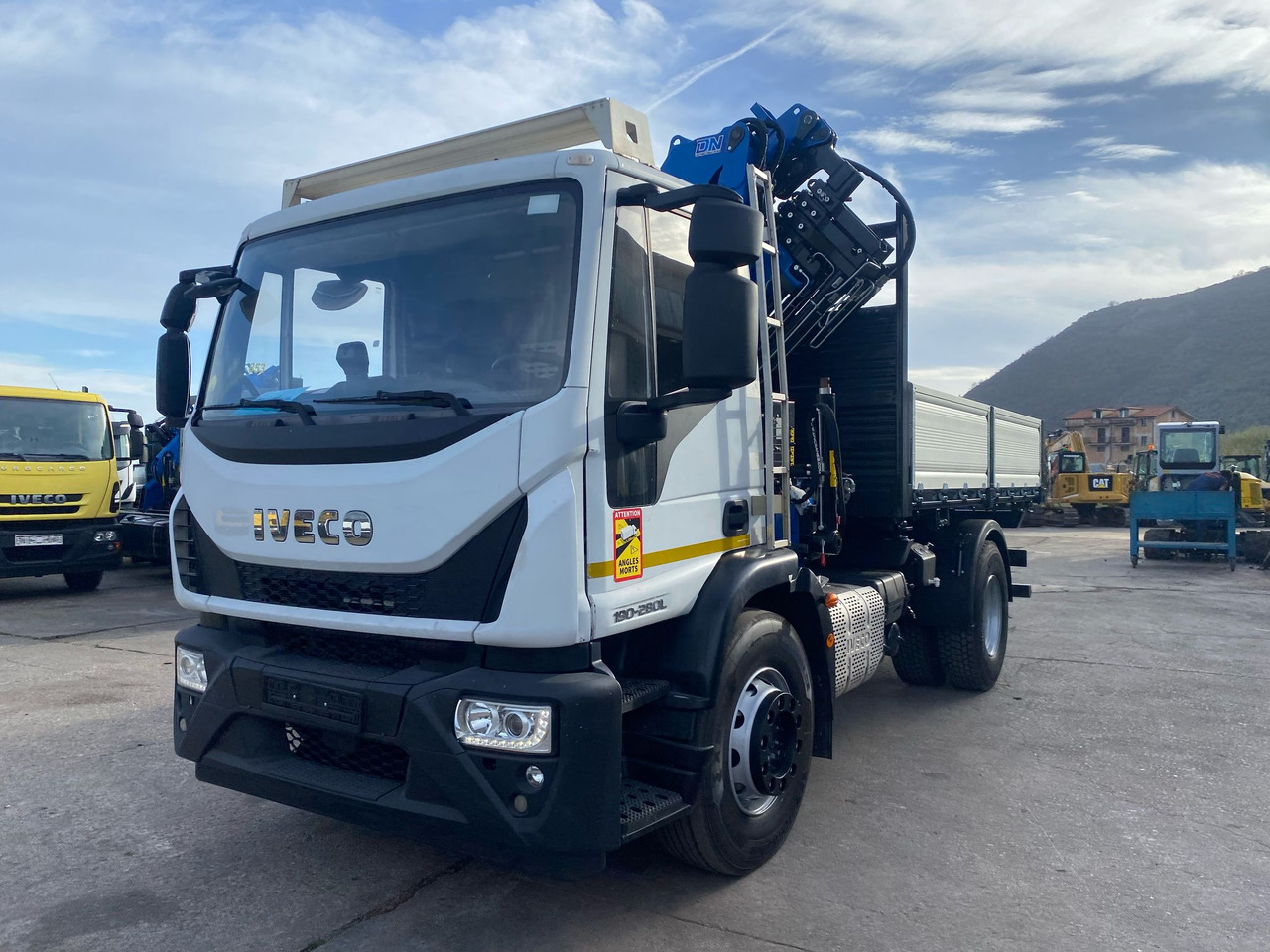 Crane truck IVECO EUROCARGO 190EL28: picture 38