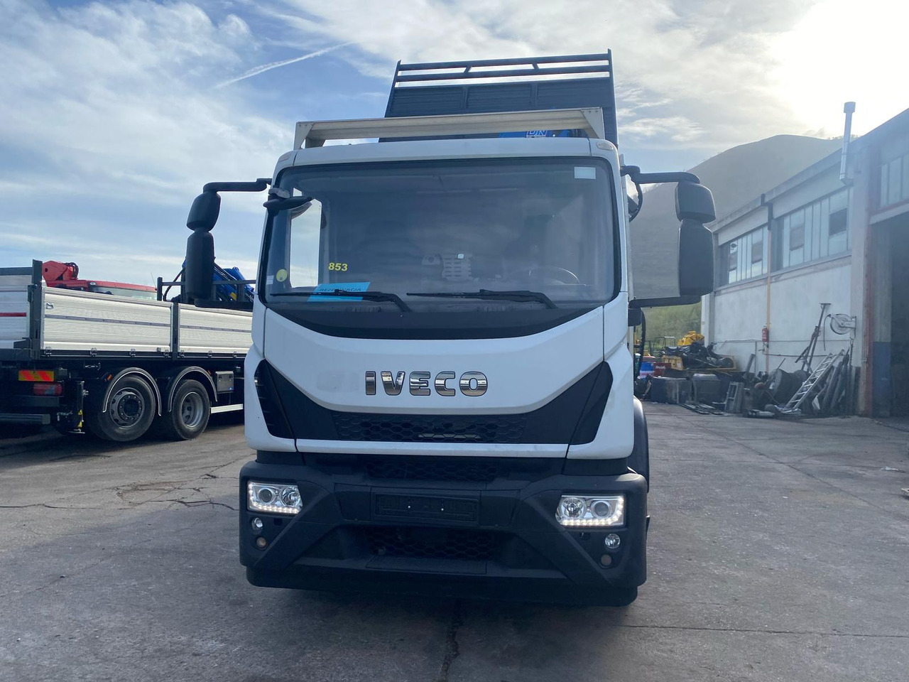 Crane truck IVECO EUROCARGO 190EL28: picture 18