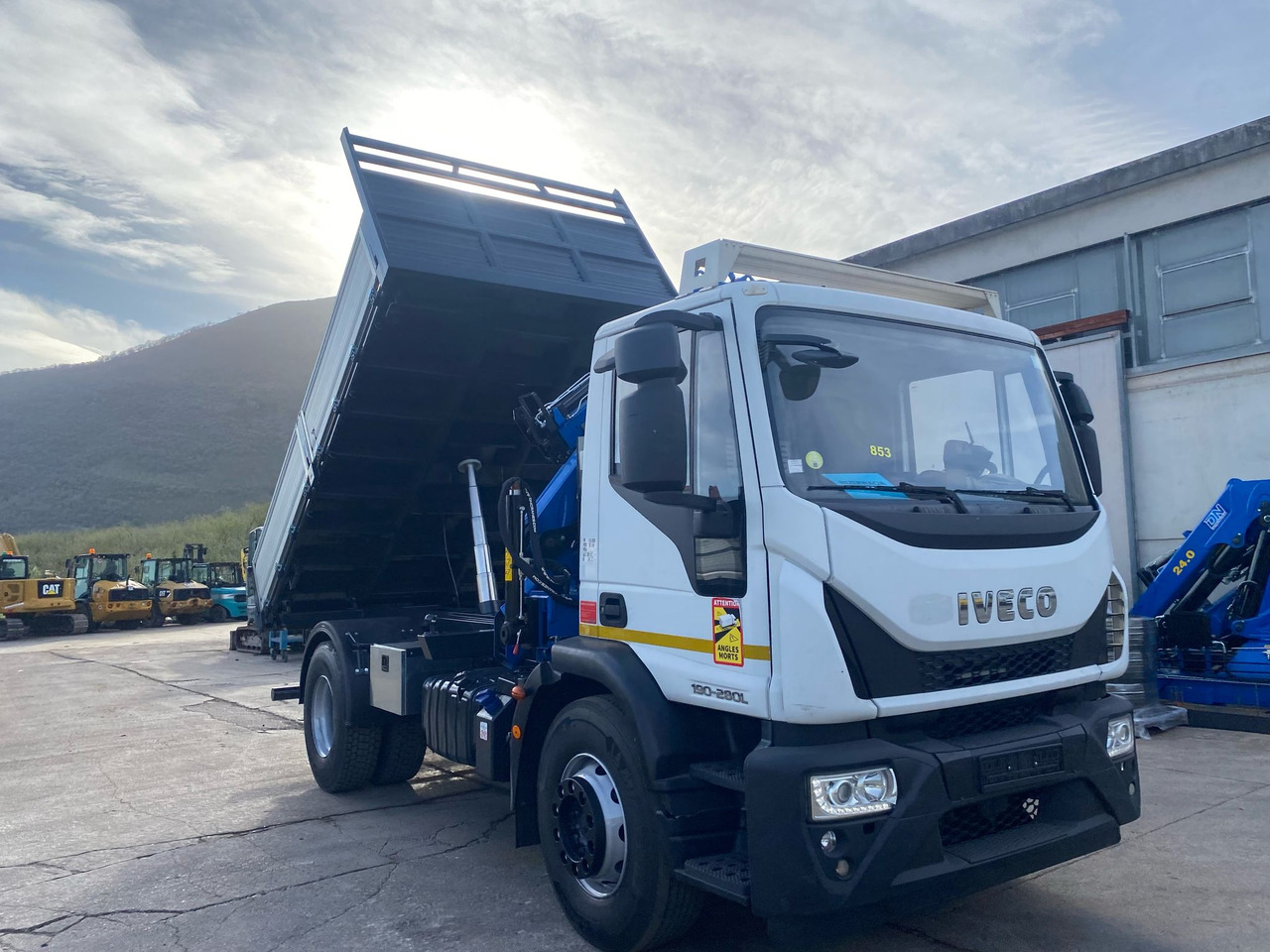 Crane truck IVECO EUROCARGO 190EL28: picture 20