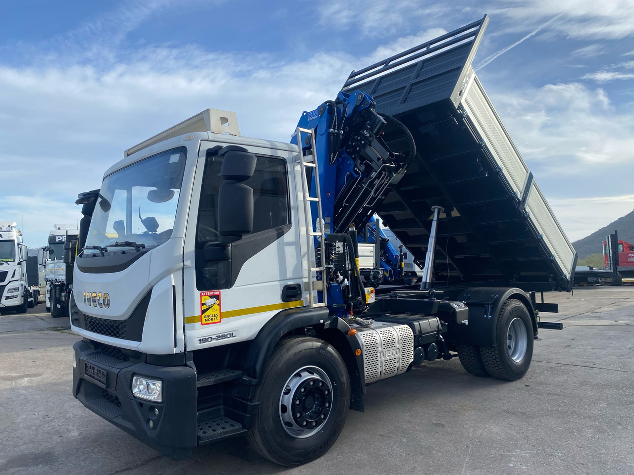 Crane truck IVECO EUROCARGO 190EL28: picture 34