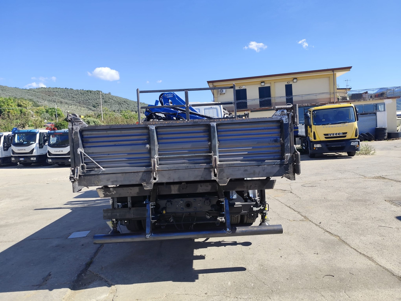 Crane truck, Tipper IVECO EUROCARGO 80-210: picture 24
