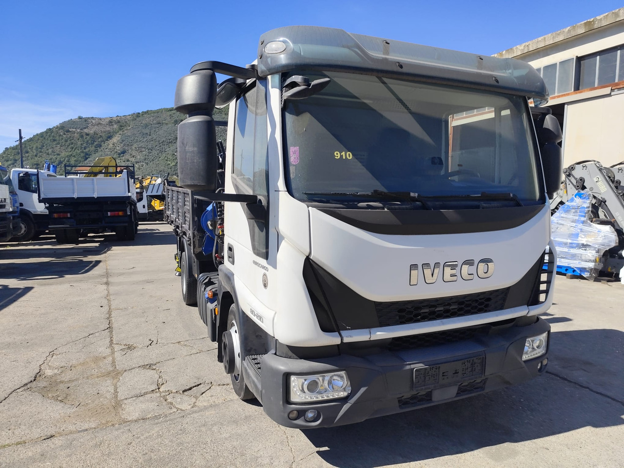 Crane truck, Tipper IVECO EUROCARGO 80-210: picture 36