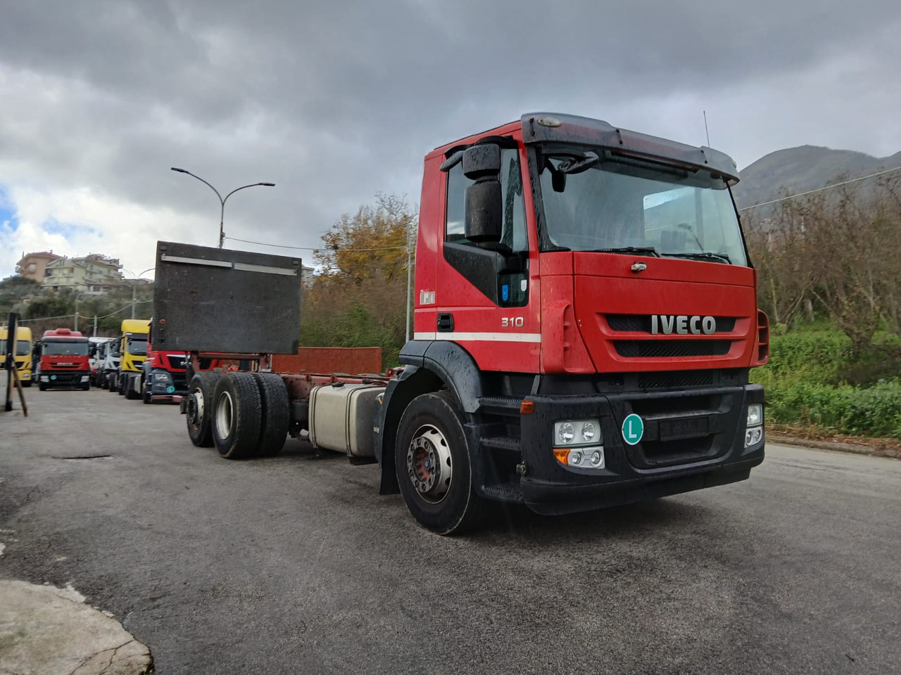 Cab chassis truck IVECO STRALIS AD 260S31: picture 17