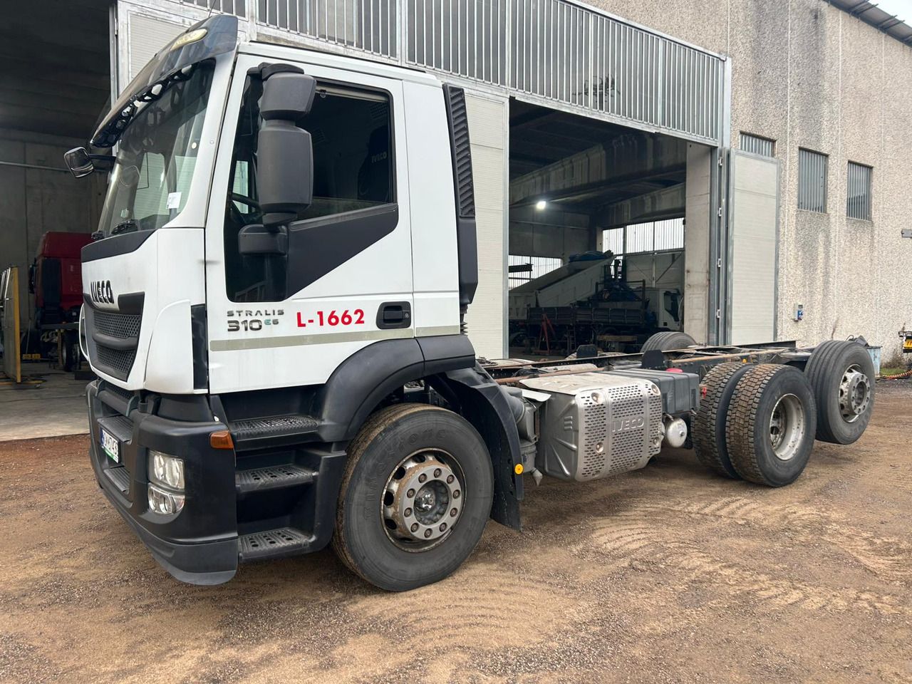 IVECO STRALIS AD 260S31 - Cab chassis truck: picture 1 IVECO STRALIS AD 260S31 - Cab chassis truck: picture 1