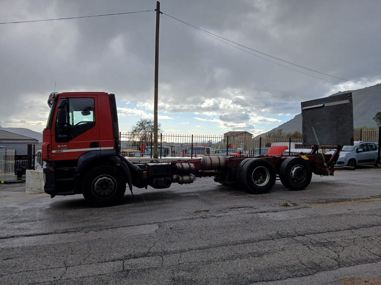 Cab chassis truck IVECO STRALIS AD 260S31: picture 7