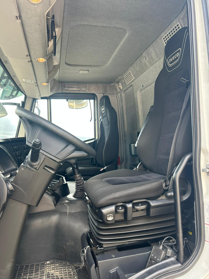 Cab chassis truck IVECO STRALIS AD 260S31 XP: picture 24 Cab chassis truck IVECO STRALIS AD 260S31 XP: picture 24