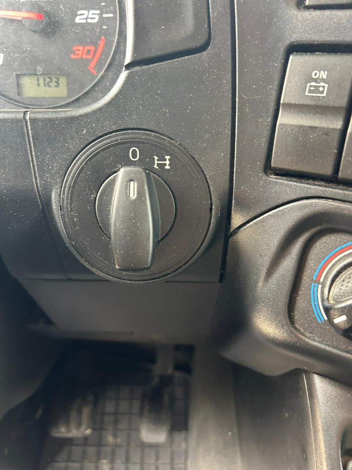 Cab chassis truck IVECO STRALIS AD 260S31 XP: picture 30 Cab chassis truck IVECO STRALIS AD 260S31 XP: picture 30