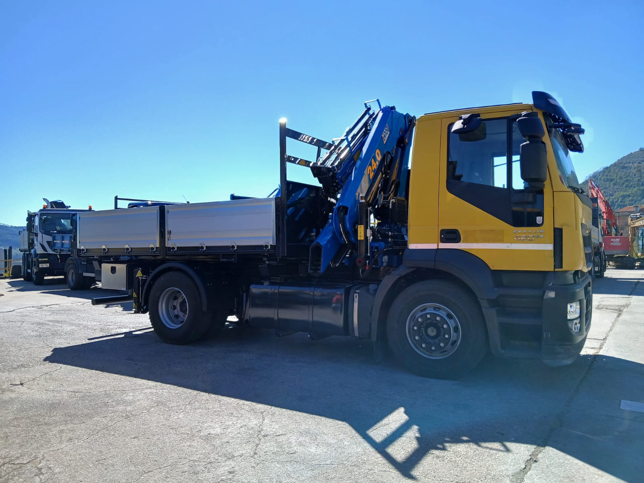 Crane truck, Tipper IVECO STRALIS HI-STREET AD190S42: picture 47