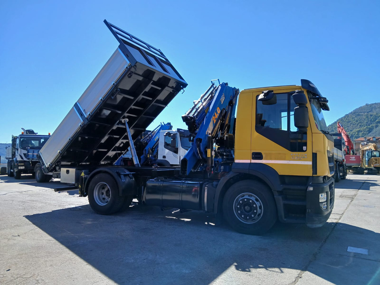 Crane truck, Tipper IVECO STRALIS HI-STREET AD190S42: picture 23