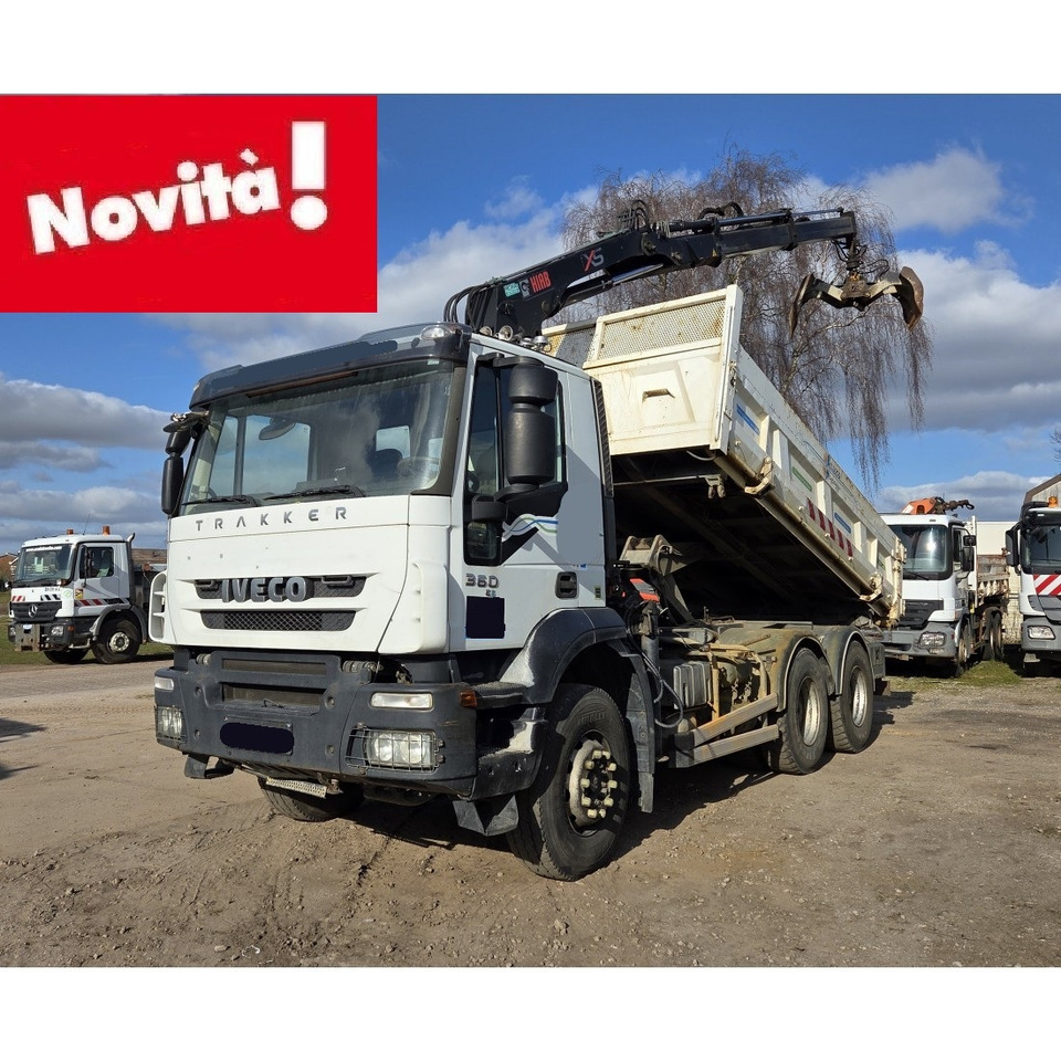 IVECO TRAKKER 260T36 - Crane truck: picture 1 IVECO TRAKKER 260T36 - Crane truck: picture 1
