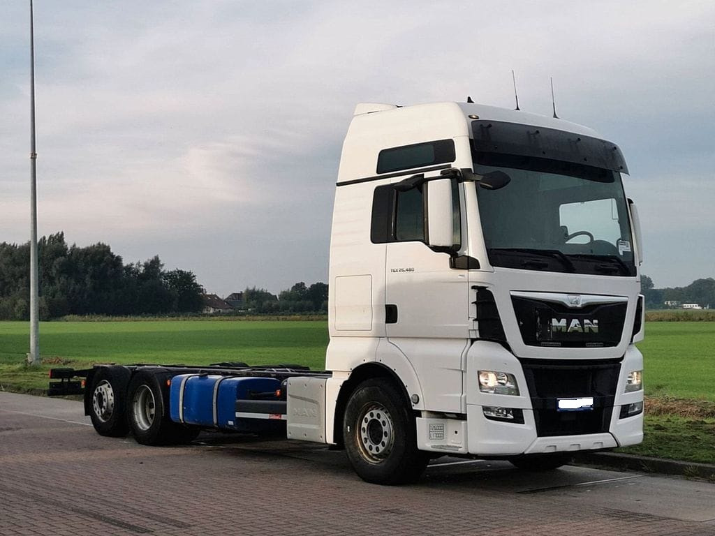 MAN TGX 26.480 - Dropside/ Flatbed truck: picture 1 MAN TGX 26.480 - Dropside/ Flatbed truck: picture 1