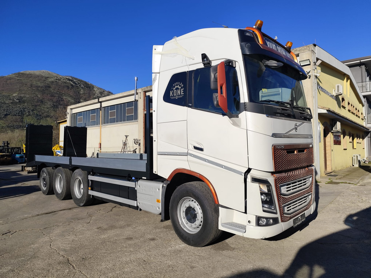 Dropside/ Flatbed truck VOLVO FH16.660: picture 14