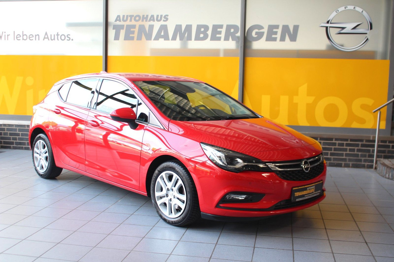 Opel Astra K Lim. Innovation Navi Voll-LED Kamera - Sedan: picture 1 Opel Astra K Lim. Innovation Navi Voll-LED Kamera - Sedan: picture 1