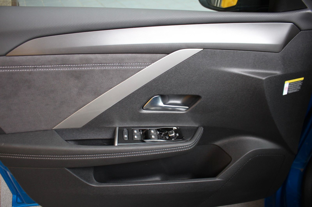 Sedan Opel Astra L Lim. Electric GS Pixel-LED ACC UPE: 54t€: picture 7