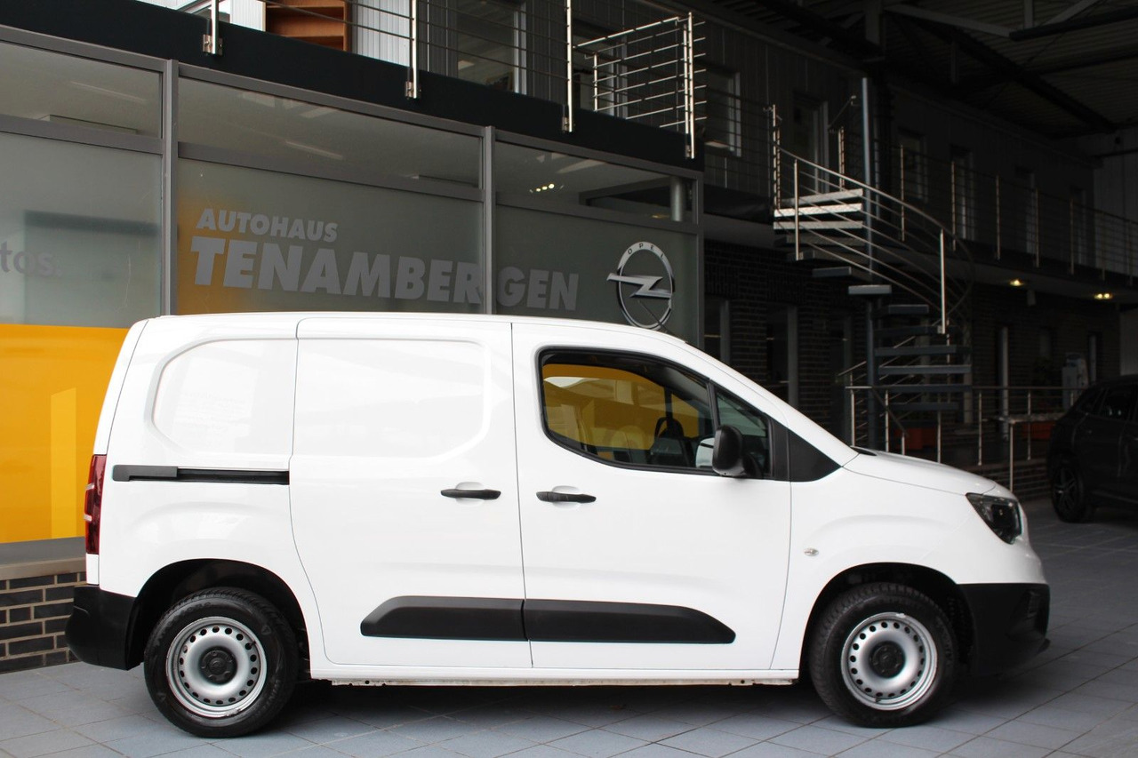 Opel Combo E Cargo 3-Sitzer Selection Holz Klima - Small van: picture 3 Opel Combo E Cargo 3-Sitzer Selection Holz Klima - Small van: picture 3