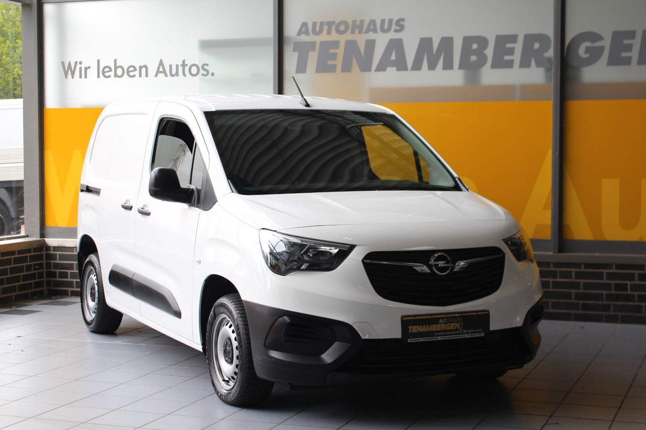 Opel Combo E Cargo 3-Sitzer Selection Holz Klima - Small van: picture 2 Opel Combo E Cargo 3-Sitzer Selection Holz Klima - Small van: picture 2