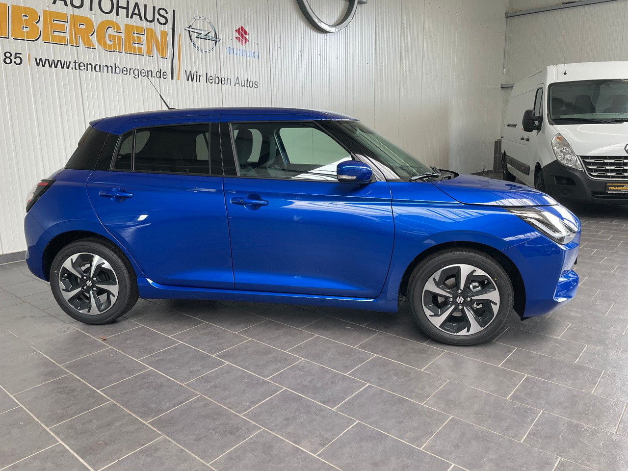 Suzuki Swift 1.2 DUALJET HYBRID Comfort+ - Car: picture 2 Suzuki Swift 1.2 DUALJET HYBRID Comfort+ - Car: picture 2