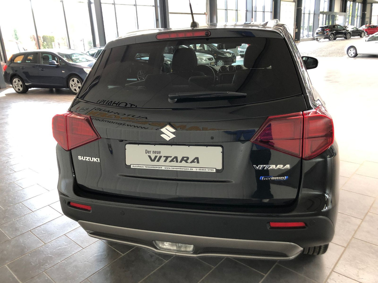 Suzuki Vitara 1.5 Hybrid Comfort+Automatik/ Panor.-Dach - SUV: picture 4 Suzuki Vitara 1.5 Hybrid Comfort+Automatik/ Panor.-Dach - SUV: picture 4