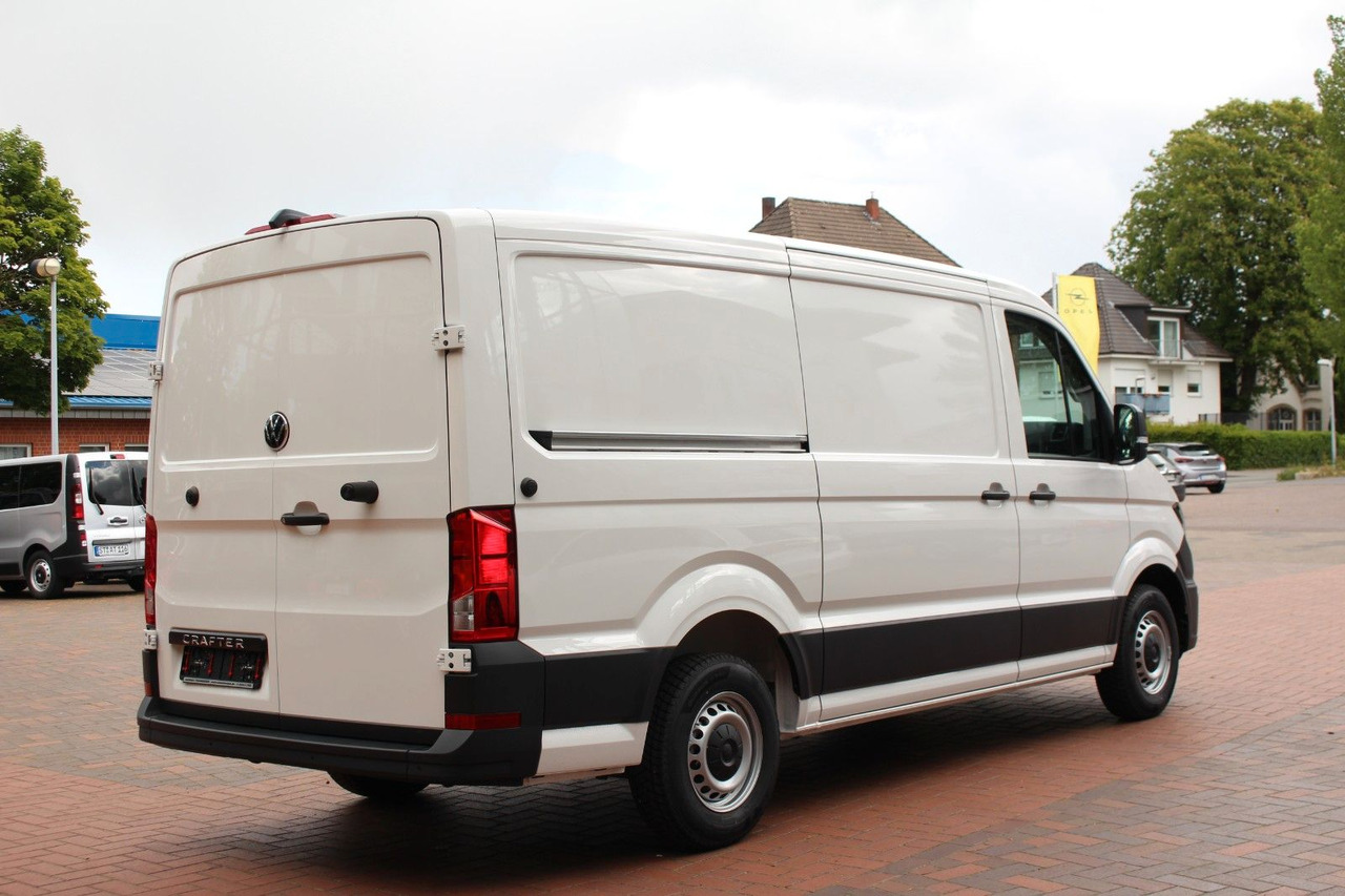Volkswagen Crafter Kasten 30 MR FD Klima Holz Kamera Apps - Small van: picture 5 Volkswagen Crafter Kasten 30 MR FD Klima Holz Kamera Apps - Small van: picture 5