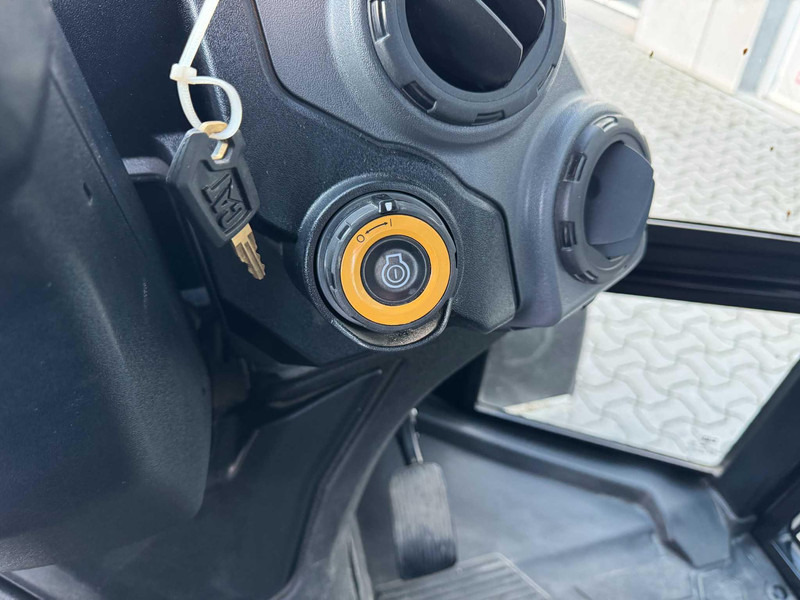 Wheel loader Caterpillar 906 NG BIO CAT 906 Next Gen: picture 12