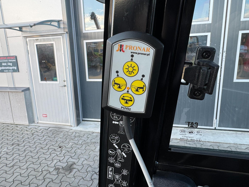 Wheel loader Caterpillar 906 NG BIO CAT 906 Next Gen: picture 14