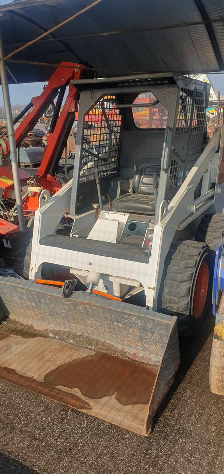 BOBCAT 743 - Skid steer loader: picture 5 BOBCAT 743 - Skid steer loader: picture 5