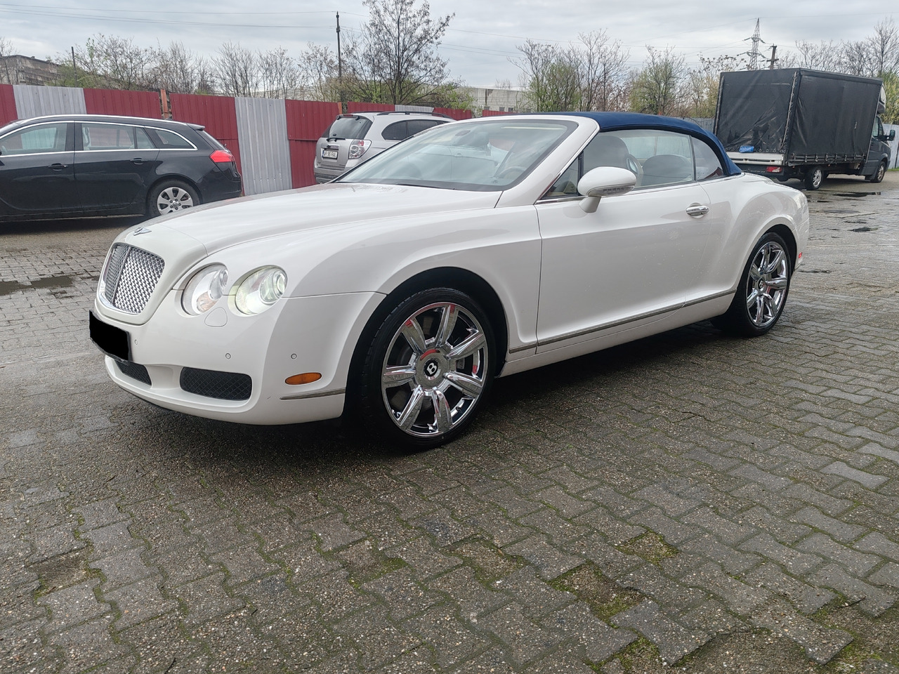 Bentley Continental GT Coupe Cabrio - Car: picture 1 Bentley Continental GT Coupe Cabrio - Car: picture 1