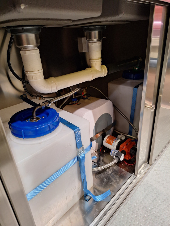 Vending trailer Deli Star Trailer American 6000 - EU Standards: picture 6 Vending trailer Deli Star Trailer American 6000 - EU Standards: picture 6