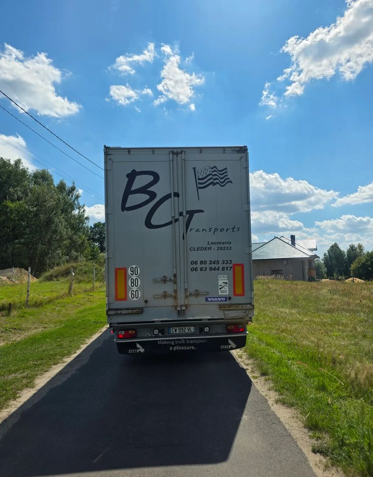 Stas S3-SZ334V - Walking floor semi-trailer: picture 4 Stas S3-SZ334V - Walking floor semi-trailer: picture 4