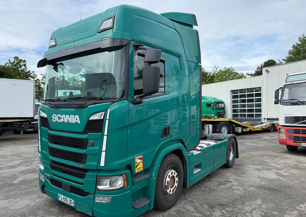 Scania R450 - Tractor unit: picture 1 Scania R450 - Tractor unit: picture 1