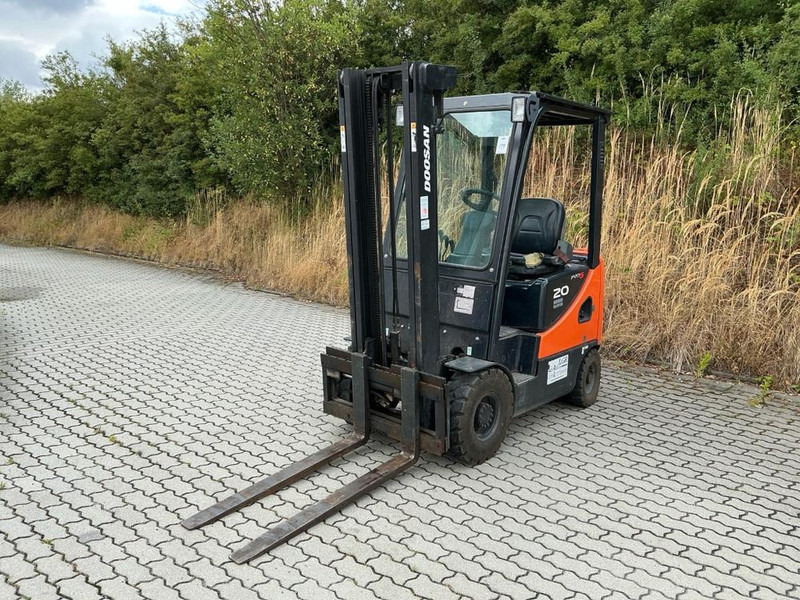 Doosan D209C-5 - Construction machinery: picture 1 Doosan D209C-5 - Construction machinery: picture 1