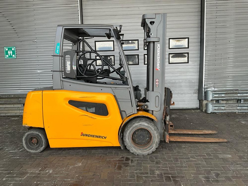 Jungheinrich EFG 545 - Forklift: picture 3 Jungheinrich EFG 545 - Forklift: picture 3