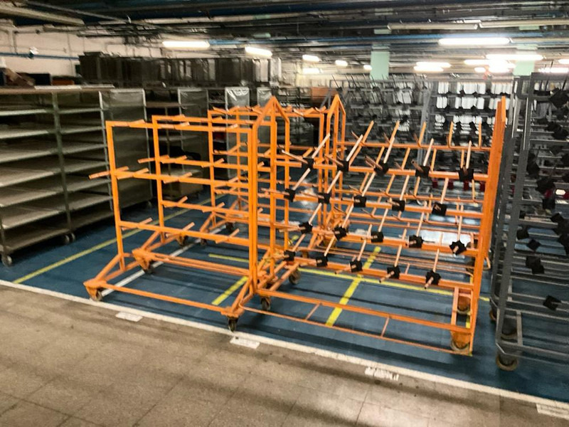 Onbekend - Material handling equipment: picture 4 Onbekend - Material handling equipment: picture 4