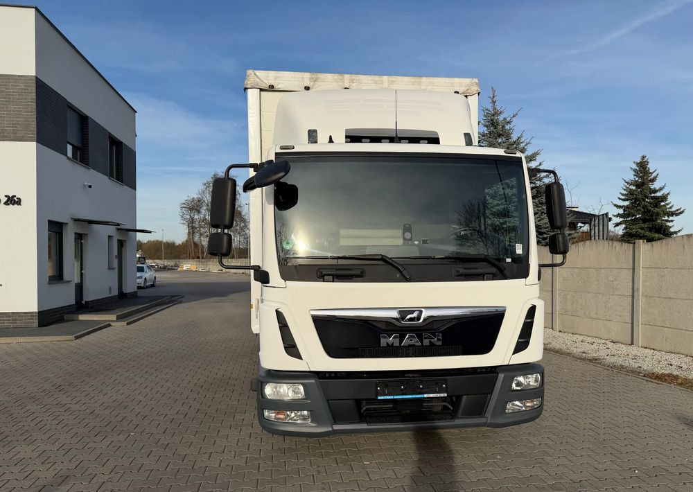 MAN TGL 12.250 - Curtainsider truck: picture 3 MAN TGL 12.250 - Curtainsider truck: picture 3