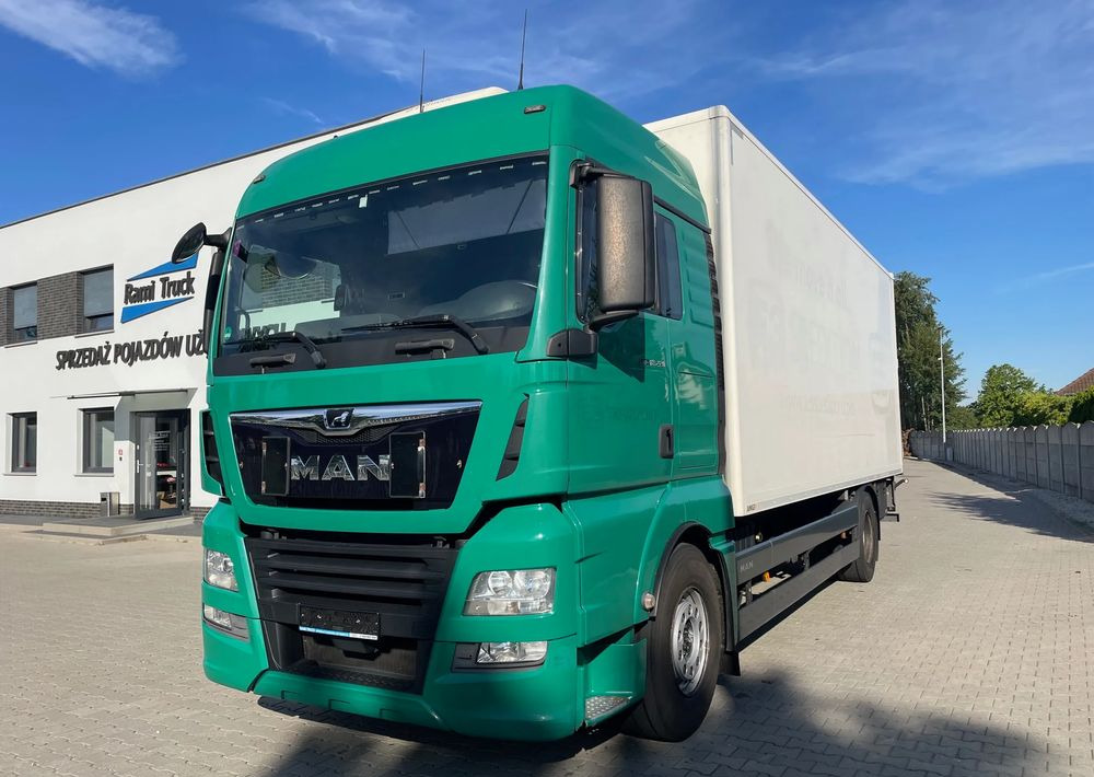 MAN TGX 18.420/ KONTENER 7,2m - Box truck: picture 1 MAN TGX 18.420/ KONTENER 7,2m - Box truck: picture 1