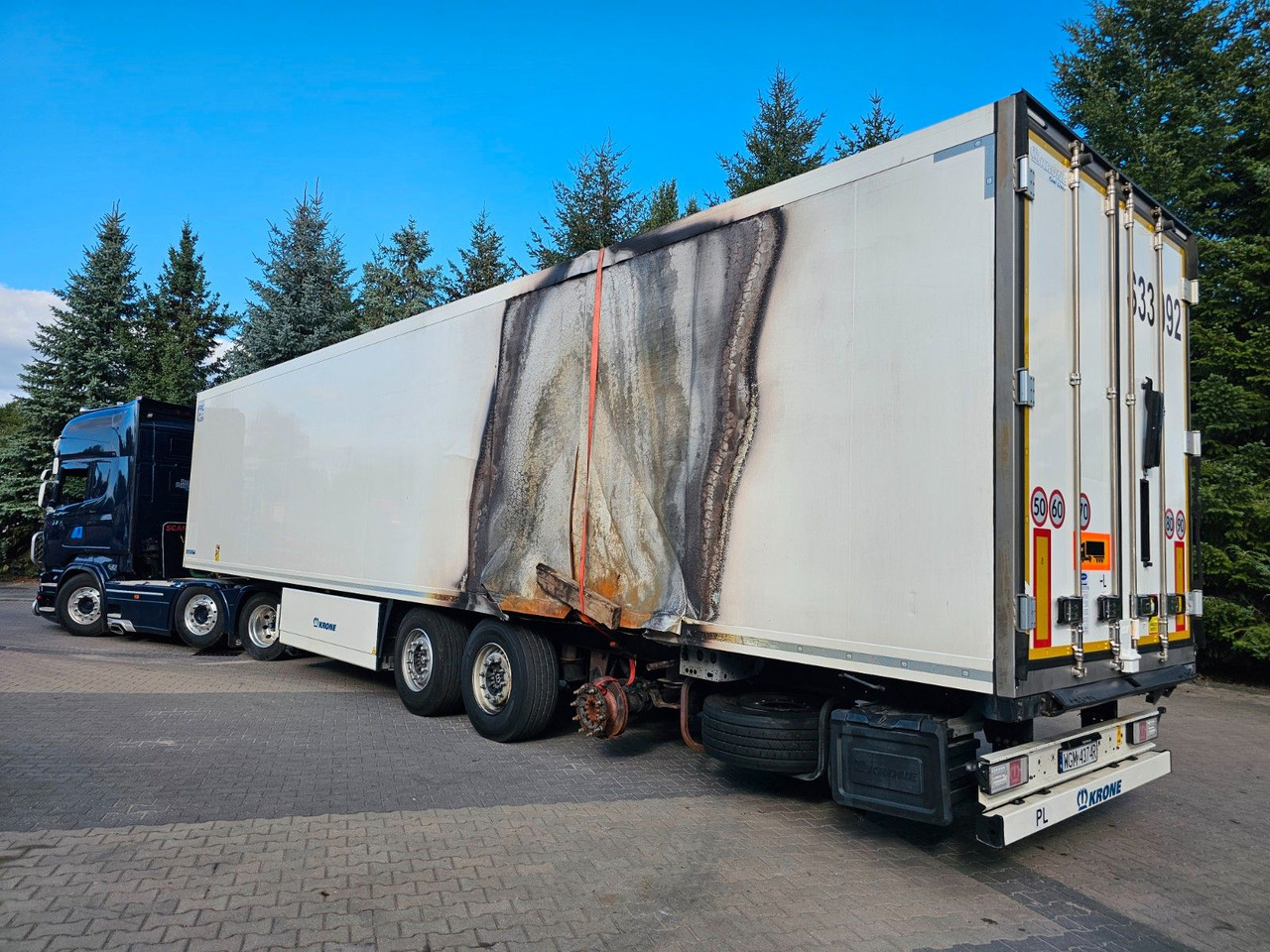Krone SDR 27 39.0T CARRIER VECTOR 1550 Nur 1800mth - Refrigerator semi-trailer: picture 5 Krone SDR 27 39.0T CARRIER VECTOR 1550 Nur 1800mth - Refrigerator semi-trailer: picture 5