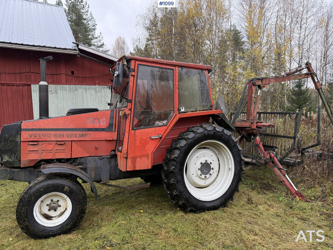 Valmet 505 Tractor and forestry trailer - Farm tractor, Forestry trailer: picture 2 Valmet 505 Tractor and forestry trailer - Farm tractor, Forestry trailer: picture 2