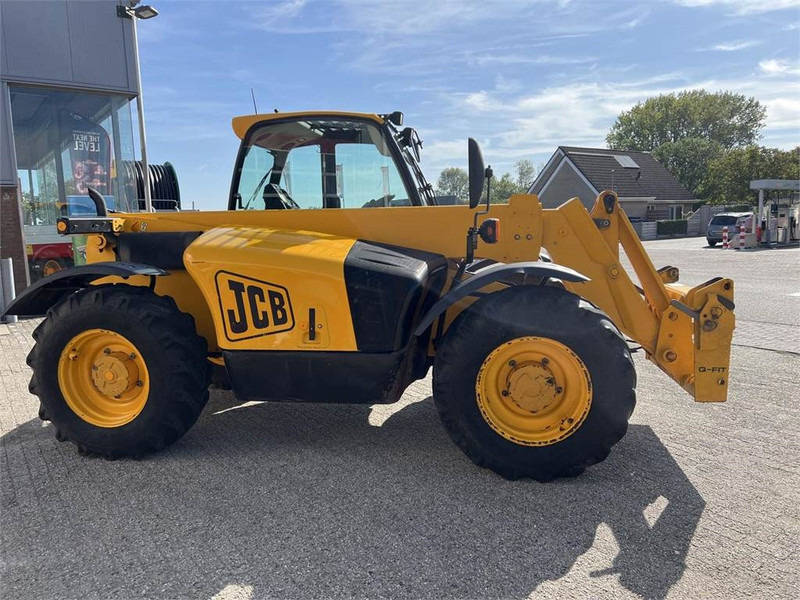 JCB 535-60 - Telescopic handler: picture 3 JCB 535-60 - Telescopic handler: picture 3
