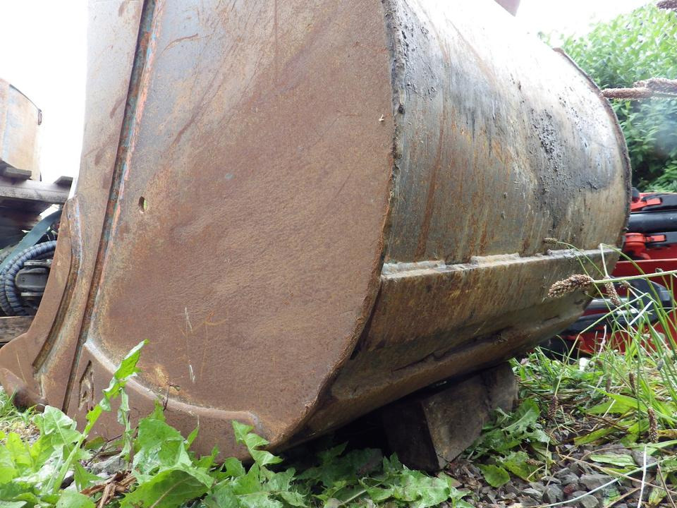 Tieflöffel 1000 mm MS21 - Excavator bucket: picture 3 Tieflöffel 1000 mm MS21 - Excavator bucket: picture 3